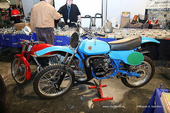 AutoRetro2009450