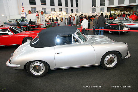 25AutoRetro0065