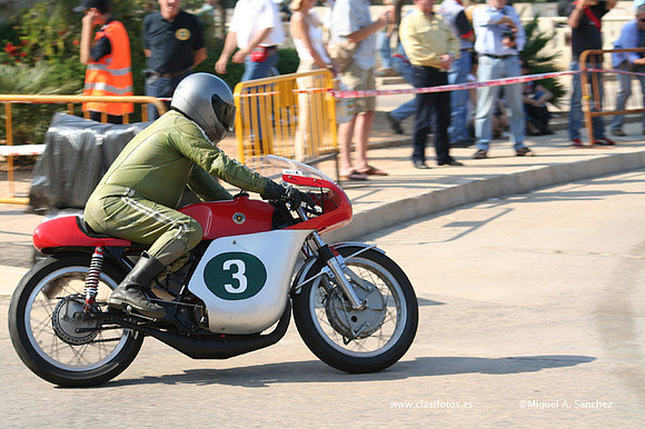 ClassicRacingRevival350