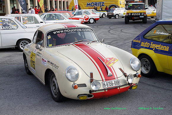 28AutoretroBcna004