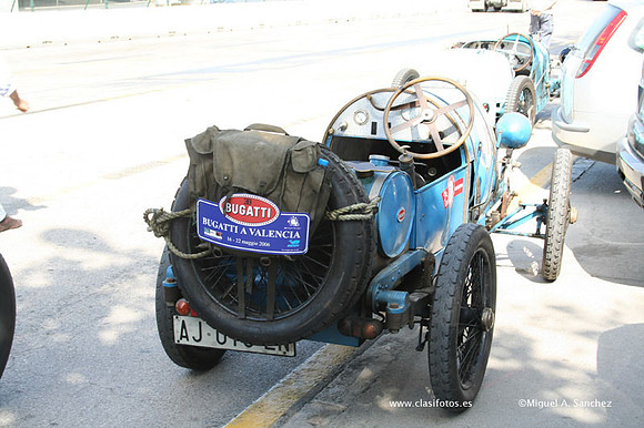 BugattiAValencia032