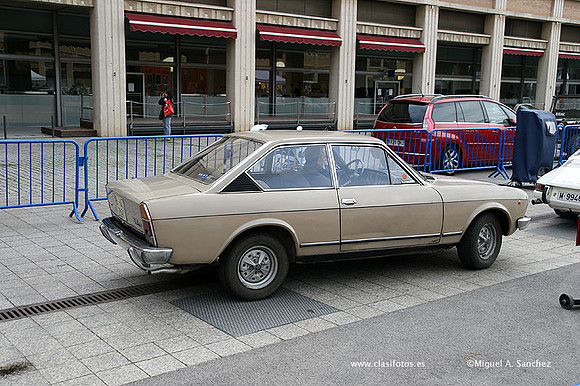 AutoRetro2009625