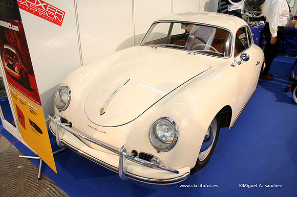 23AutoRetro087