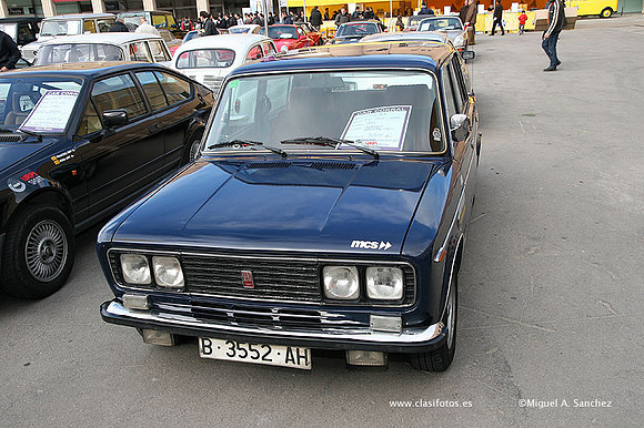 AutoRetro2009479