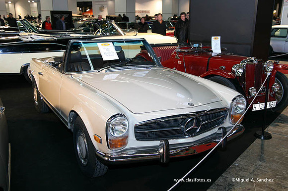25AutoRetro0120