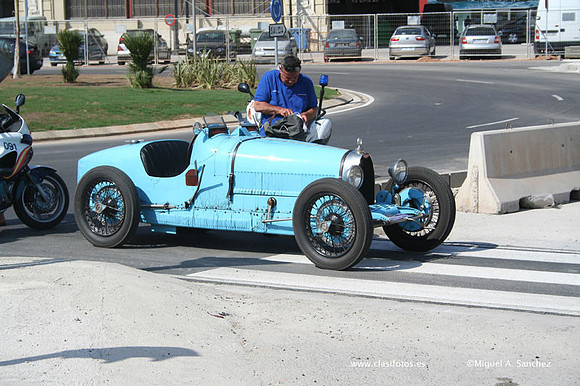 BugattiAValencia011