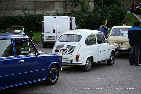 23AutoRetro007