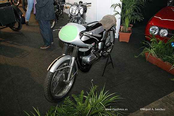 AutoRetro2009328
