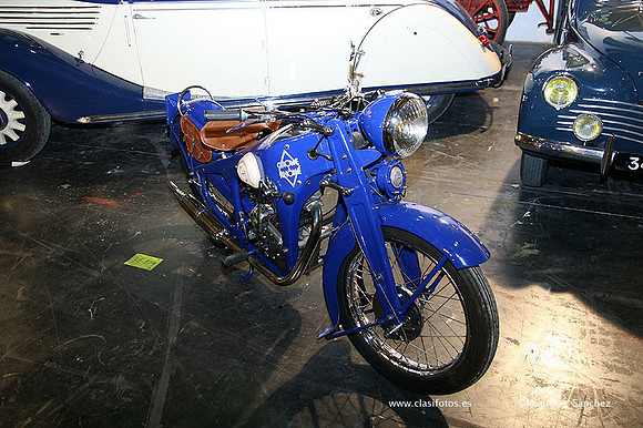 AutoRetro2009423