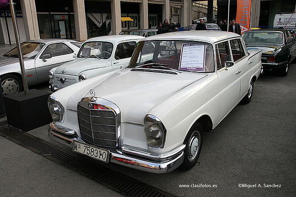 AutoRetro2009554