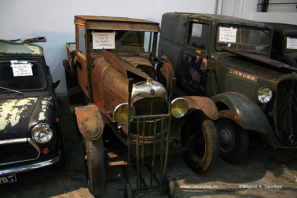 23AutoRetro052