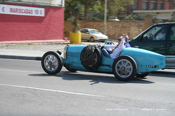 BugattiAValencia005