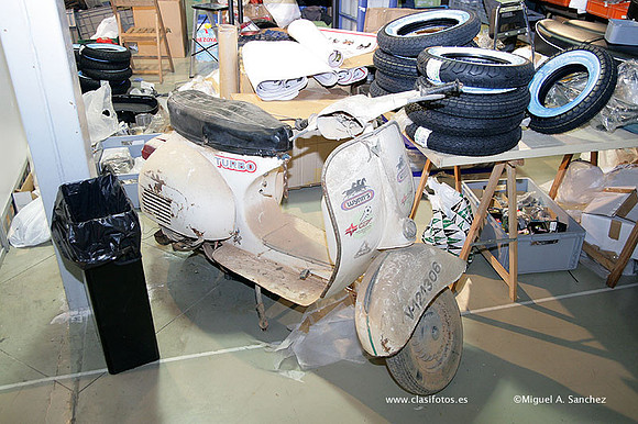 AnticAuto2010398