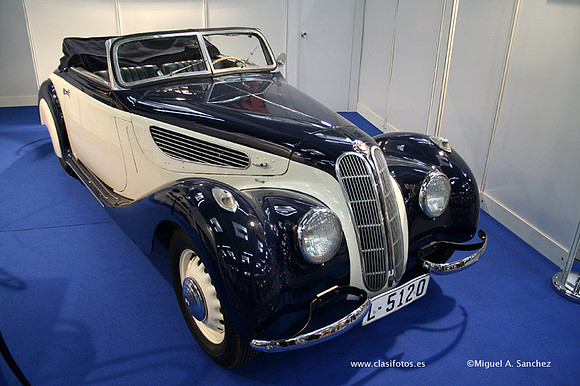 23AutoRetro154