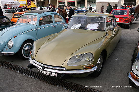 AutoRetro2009493