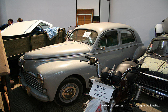 23AutoRetro051