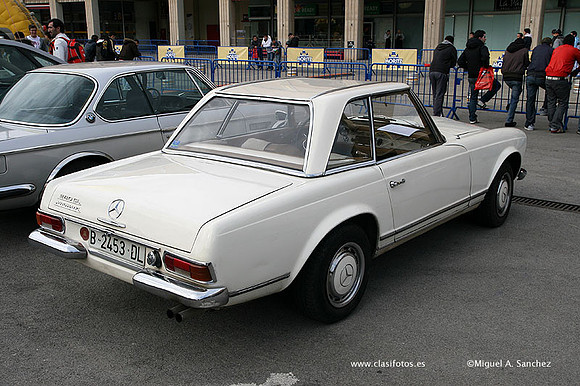 AutoRetro2009613
