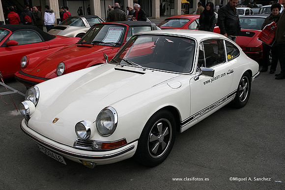 AutoRetro2009577