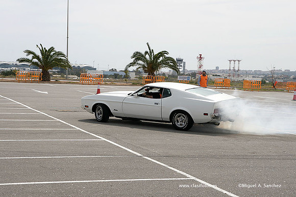 AnticAuto2010383