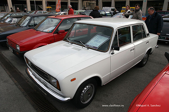 AutoRetro2009550
