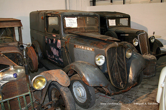 23AutoRetro054