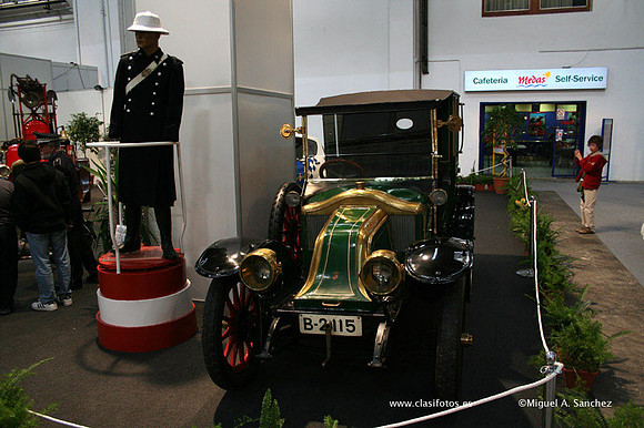 23AutoRetro017