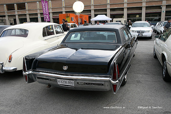 AutoRetro2009587